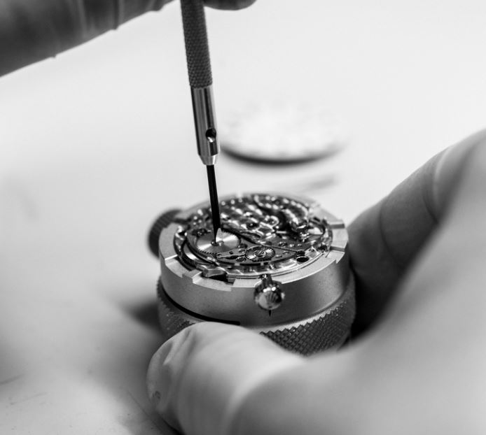 Meadowhall hotsell watch repair